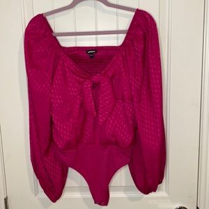 Express. Puff sleeve bodysuit